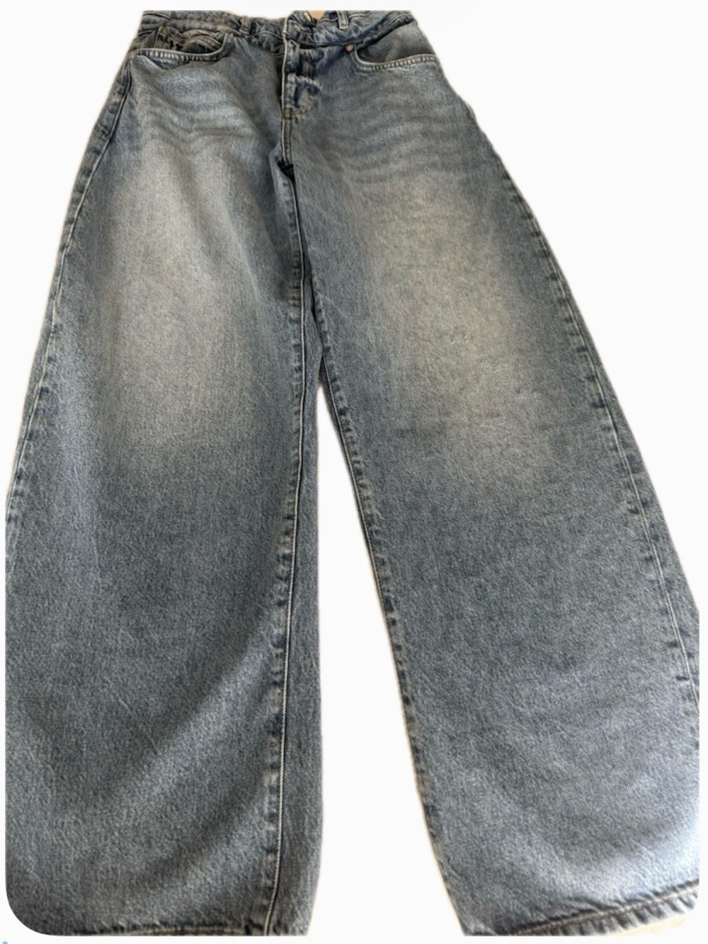 Frame Denim High-Rise Wide Leg Jeans in Washed Blue